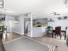 5 JAYS DRIVE Whitby Ontario, L1R 2P5