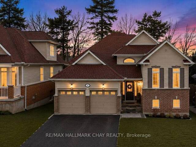 12 OAKMONT AVENUE Oro-Medonte Ontario, L0L 2L0 - 3 Bedrooms Home For Sale
