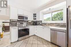 364 FENNELL AVENUE W | Hamilton Ontario | Slide Image Eight