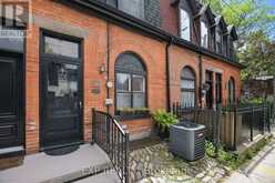 29 BELMONT STREET | Toronto Ontario | Slide Image Three