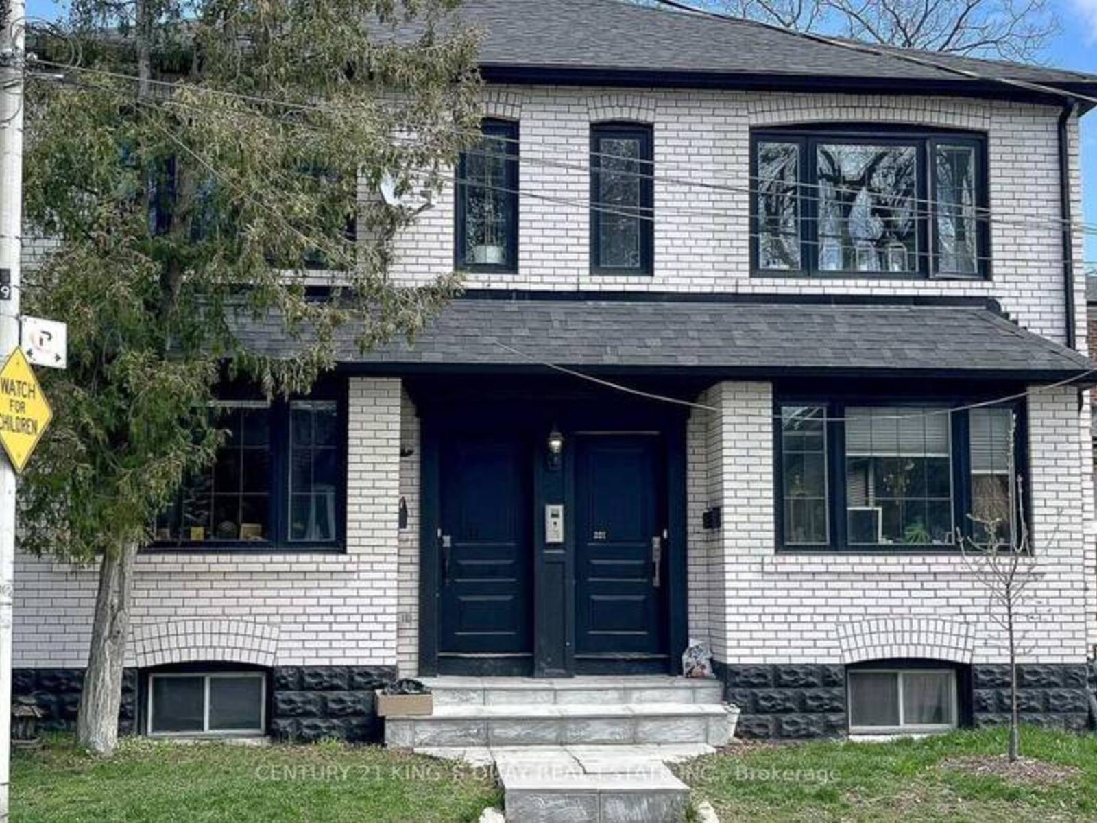 301 CLEVELAND STREET, Toronto, Ontario M4S 2W7