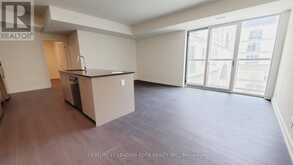 216 - 101 CATHEDRAL HIGH STREET | Markham Ontario | Slide Image Three