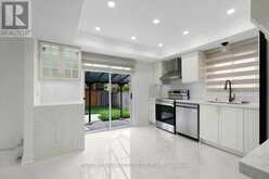 41 GRAYBARK CRESCENT | Toronto Ontario | Slide Image Eight
