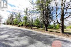 2790 OLD SECOND ROAD S | Midhurst Ontario | Slide Image Nine