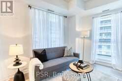 905 - 39 ANNIE CRAIG DRIVE | Toronto Ontario | Slide Image Eight