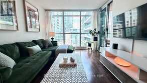656 - 209 FORT YORK BOULEVARD S | Toronto Ontario | Slide Image Ten