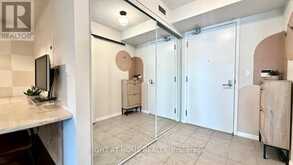 656 - 209 FORT YORK BOULEVARD S | Toronto Ontario | Slide Image Sixteen