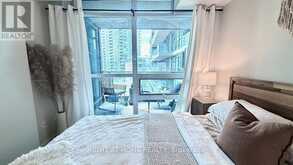 656 - 209 FORT YORK BOULEVARD S | Toronto Ontario | Slide Image Twenty-five