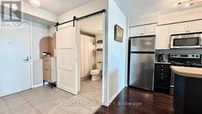 656 - 209 FORT YORK BOULEVARD S | Toronto Ontario | Slide Image Seven
