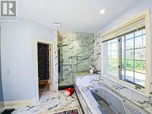 2 HERON TRAIL | Whitchurch-Stouffville Ontario | Slide Image Eleven