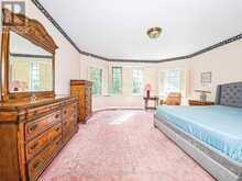 2 HERON TRAIL | Whitchurch-Stouffville Ontario | Slide Image Nine