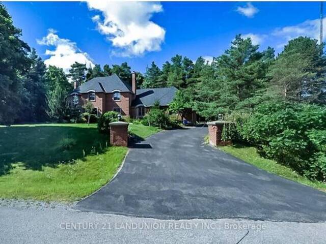 2 HERON TRAIL Whitchurch-Stouffville Ontario, L3Y 4W1 - 4 Bedrooms Home For Sale