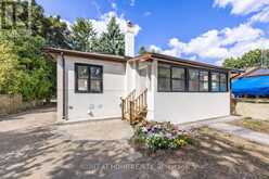 225 ESSEX AVENUE | Richmond Hill Ontario | Slide Image Nine