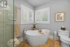 1109 FORESTVALE DRIVE | Burlington Ontario | Slide Image Nine