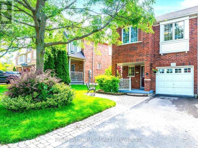 204 BURGESS CRESCENT Newmarket Ontario, L3X 2T9 - Property For Sale