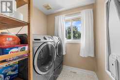 32 REYNOLDS LANE | Barrie Ontario | Slide Image Thirty-one