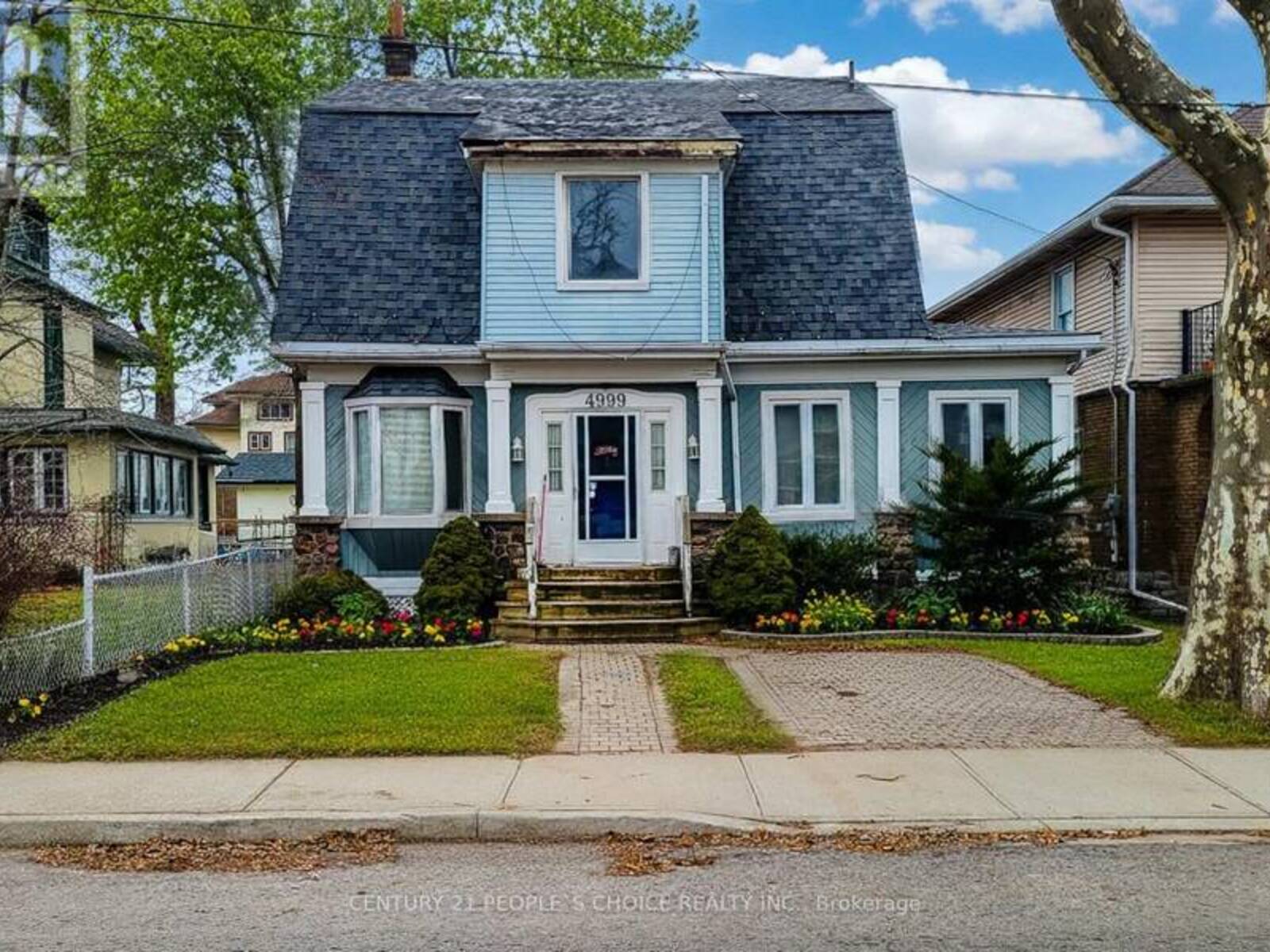 4999 MCRAE STREET, Niagara Falls, Ontario L2E 1P2