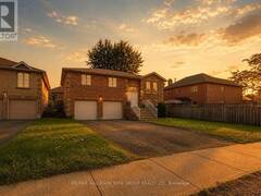 89 METRO ROAD N Georgina Ontario, L4P 3W9