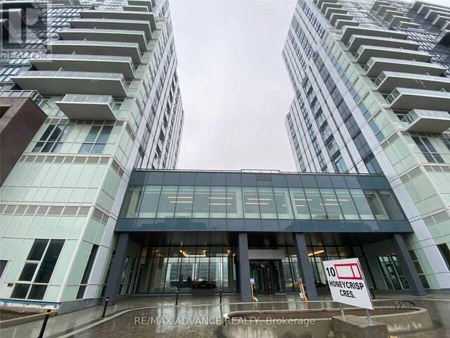 521 - 10 HONEYCRISP CRESCENT Vaughan Ontario, L4K 0M7 - 2 Bedrooms Condo For Sale