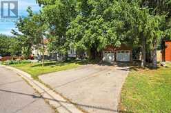 34A CLARIDGE DRIVE | Richmond Hill Ontario | Slide Image Two