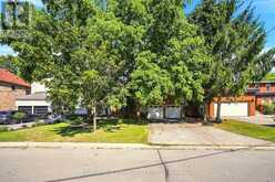 34A CLARIDGE DRIVE | Richmond Hill Ontario | Slide Image Three