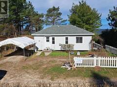 4 PINEWOOD DRIVE Tiny Ontario, L0L 2T0