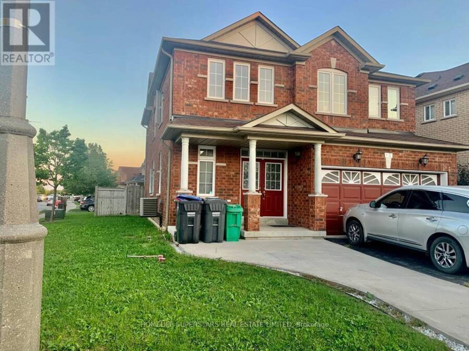 2 ARCTIC FOX CRESCENT, Brampton, Ontario L6R 0J2