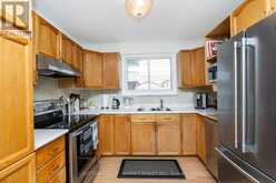 306 OAKWOOD COURT | Newmarket Ontario | Slide Image Thirteen
