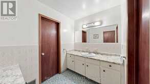 20 TORRENS AVENUE | Toronto Ontario | Slide Image Seventeen