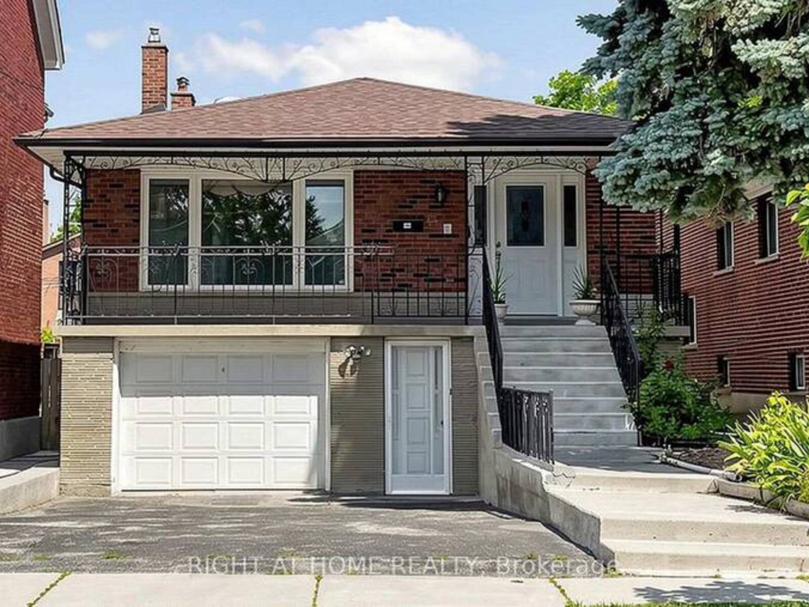20 TORRENS AVENUE, Toronto, Ontario M4K 2H8