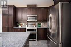 7 OS JAMES HUNT CRT COURT | Uxbridge Ontario | Slide Image Thirteen