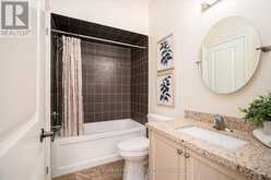 7 OS JAMES HUNT CRT COURT | Uxbridge Ontario | Slide Image Twenty-two