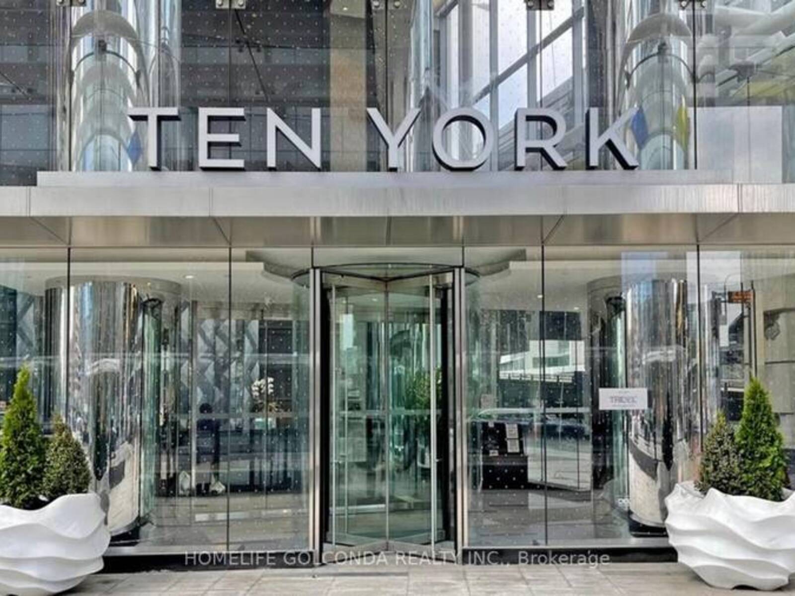 2607 - 10 YORK STREET, Toronto, Ontario M5J 2Z2