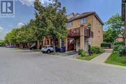 85 - 2 HEDGE END ROAD | Toronto Ontario | Slide Image Twenty-five