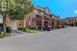 85 - 2 HEDGE END ROAD | Toronto Ontario | Slide Image Twenty-seven