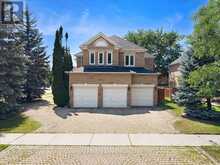 22 FERN AVENUE | Richmond Hill Ontario | Slide Image Two