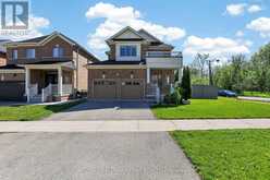 43 WALLS CRESCENT | New Tecumseth Ontario | Slide Image Four