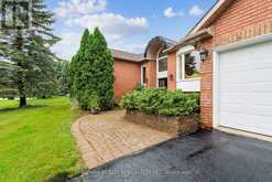 22 LAMONT CREEK DRIVE | Wasaga Beach Ontario | Slide Image Three
