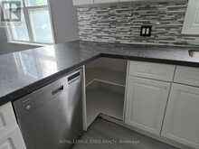 6269 FRANKLIN AVENUE | Niagara Falls Ontario | Slide Image Three