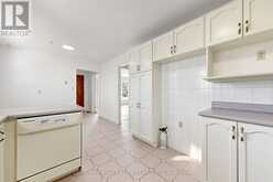 38 LOMBARDY CRESCENT | Toronto Ontario | Slide Image Twelve