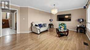 193 QUEEN MARY DRIVE | Brampton Ontario | Slide Image Nine