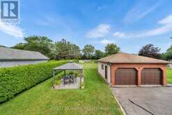 592 TAUNTON ROAD W | Oshawa Ontario | Slide Image Thirteen