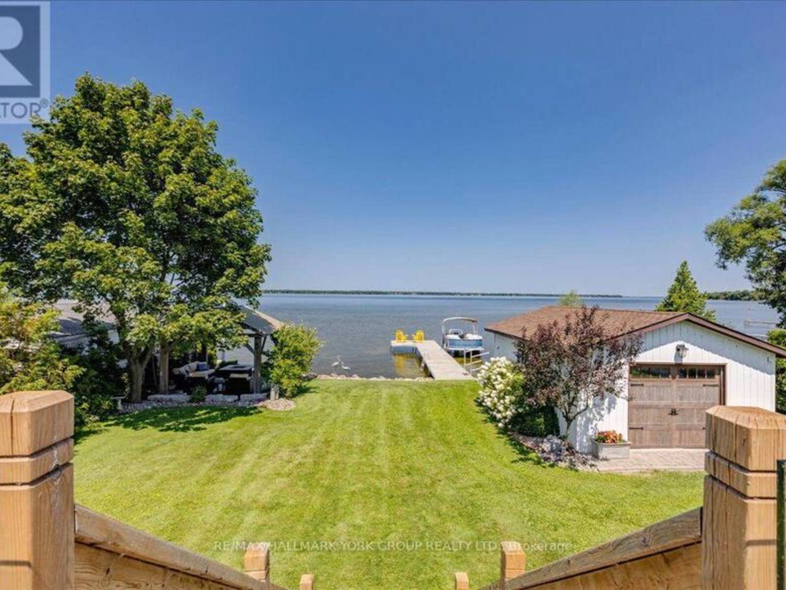 20 BURNIE ROAD, Georgina, Ontario L0E 1N0