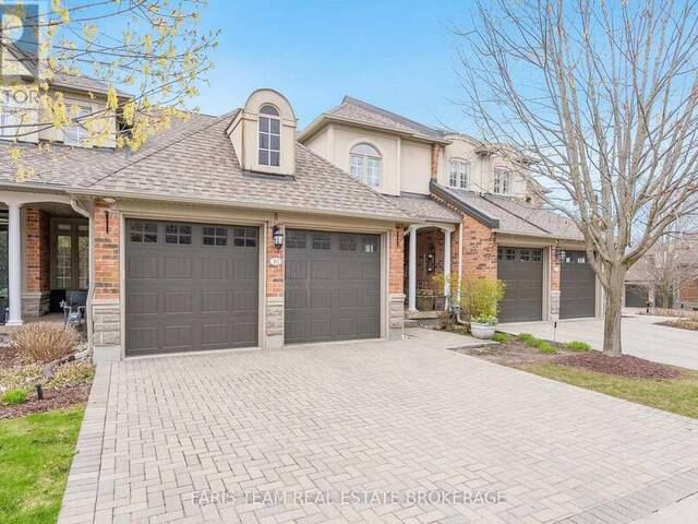 10 WILTON TRAIL Aurora Ontario, L4G 7S9 - 4 Bedrooms Condo For Sale