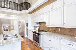 10 WILTON TRAIL | Aurora Ontario | Slide Image Seven