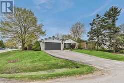 207 YEATES AVENUE | Barrie Ontario | Slide Image Two