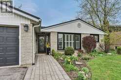 207 YEATES AVENUE | Barrie Ontario | Slide Image Three