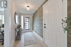 207 YEATES AVENUE | Barrie Ontario | Slide Image Four