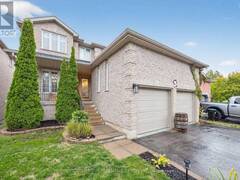 4 DUNNETT DRIVE Barrie Ontario, L4N 0H8