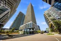 2605 - 70 ANNIE CRAIG DRIVE | Toronto Ontario | Slide Image Twenty-three